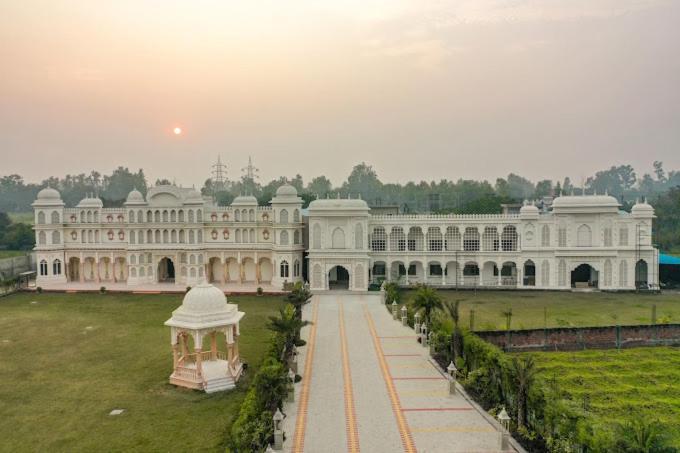 Kairvi Fort Resort Moradabad Luaran gambar